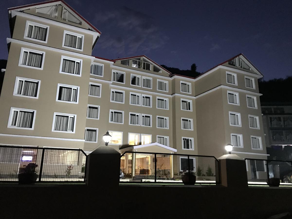 Hotel Maple Retreat มะนาลี ภายนอก รูปภาพ
