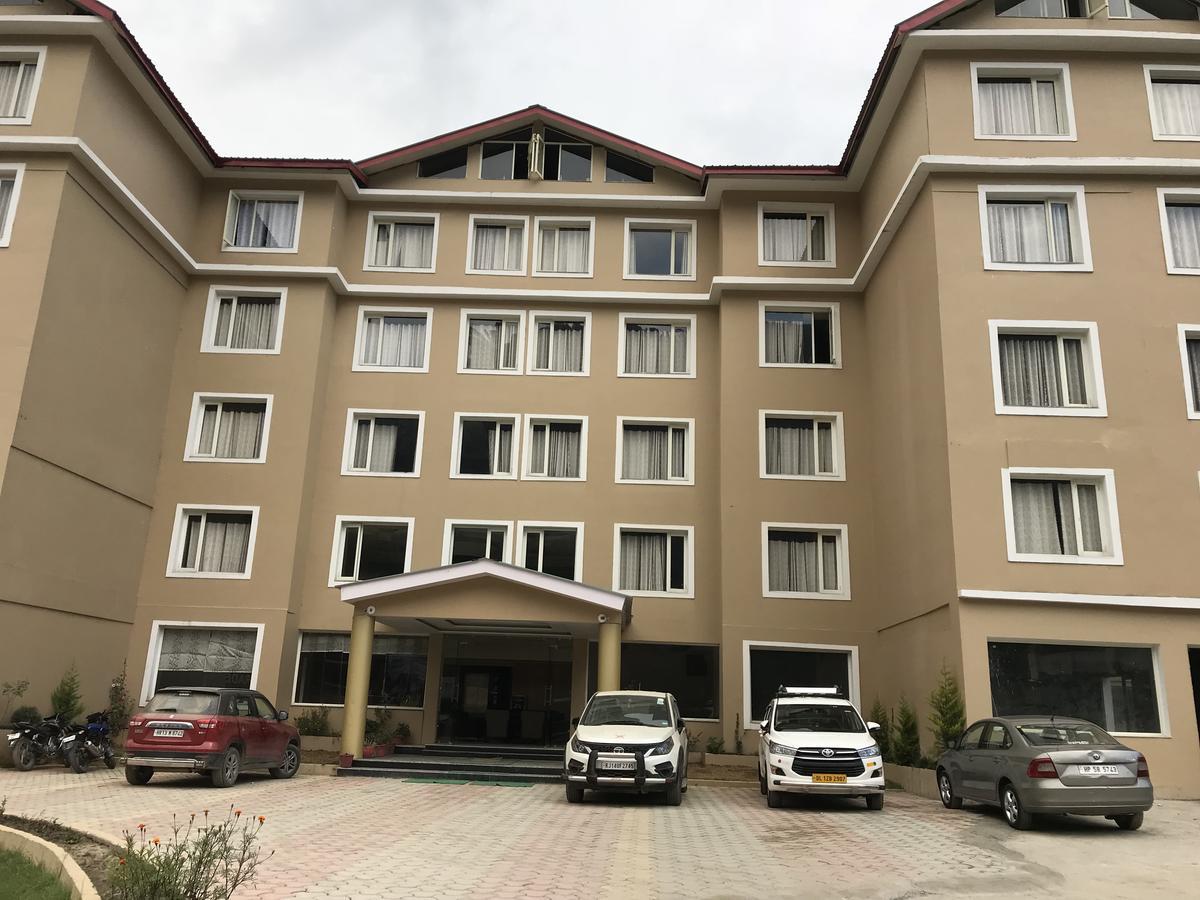 Hotel Maple Retreat มะนาลี ภายนอก รูปภาพ