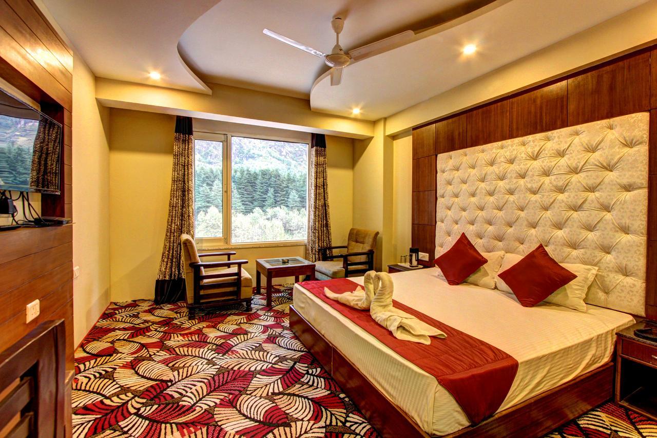 Hotel Maple Retreat มะนาลี ภายนอก รูปภาพ